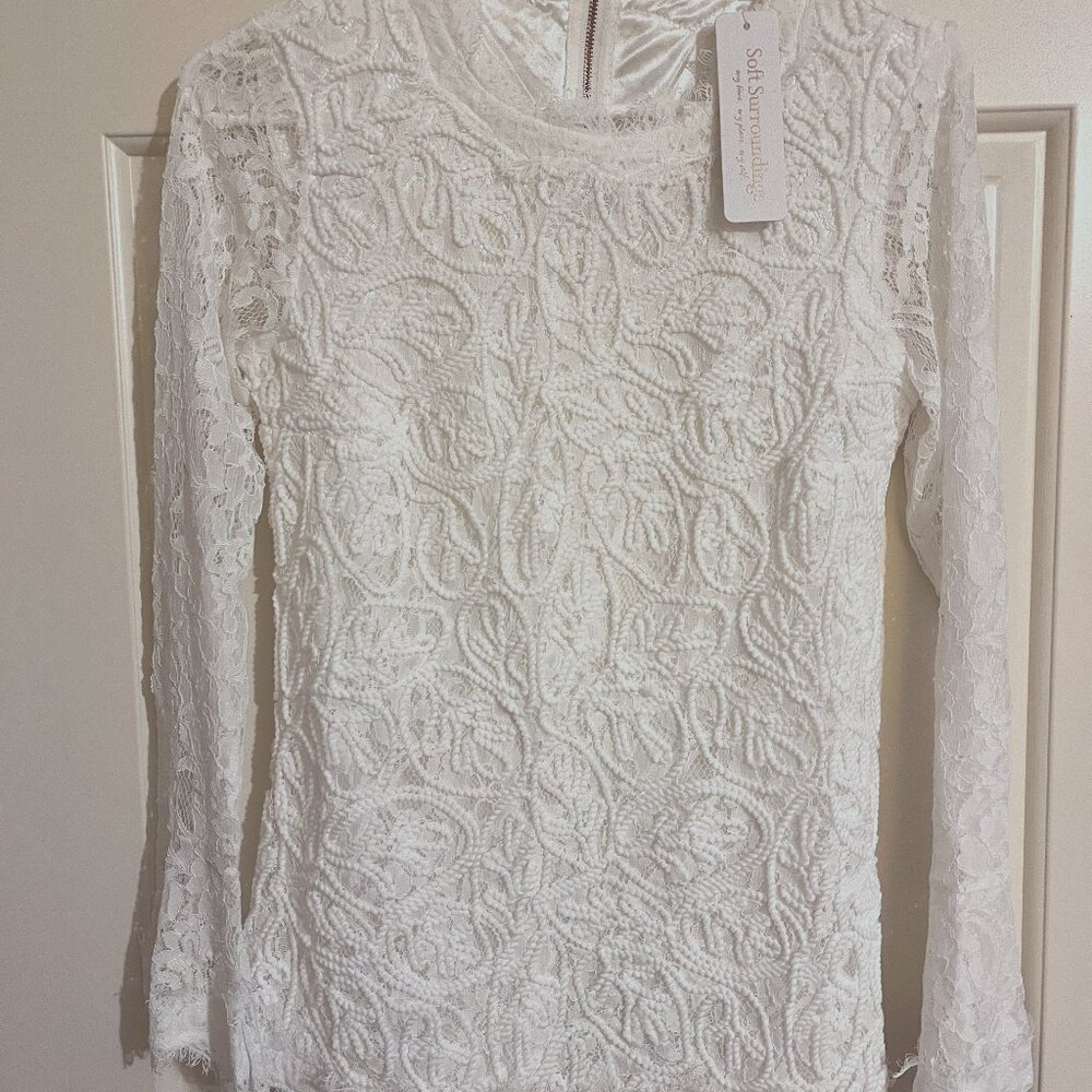 NWT Soft Surroundings White Lace Top With Bell Sleeve Cuffs,  Size XS